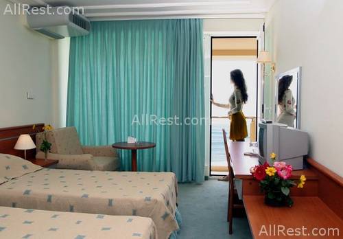 Marina Hotel 4